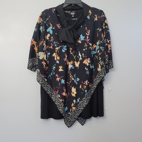 Slim Factor By Investments Floral Print Short Sleeve V-Neck Tie Layer Poncho Top - Picture 5 of 11